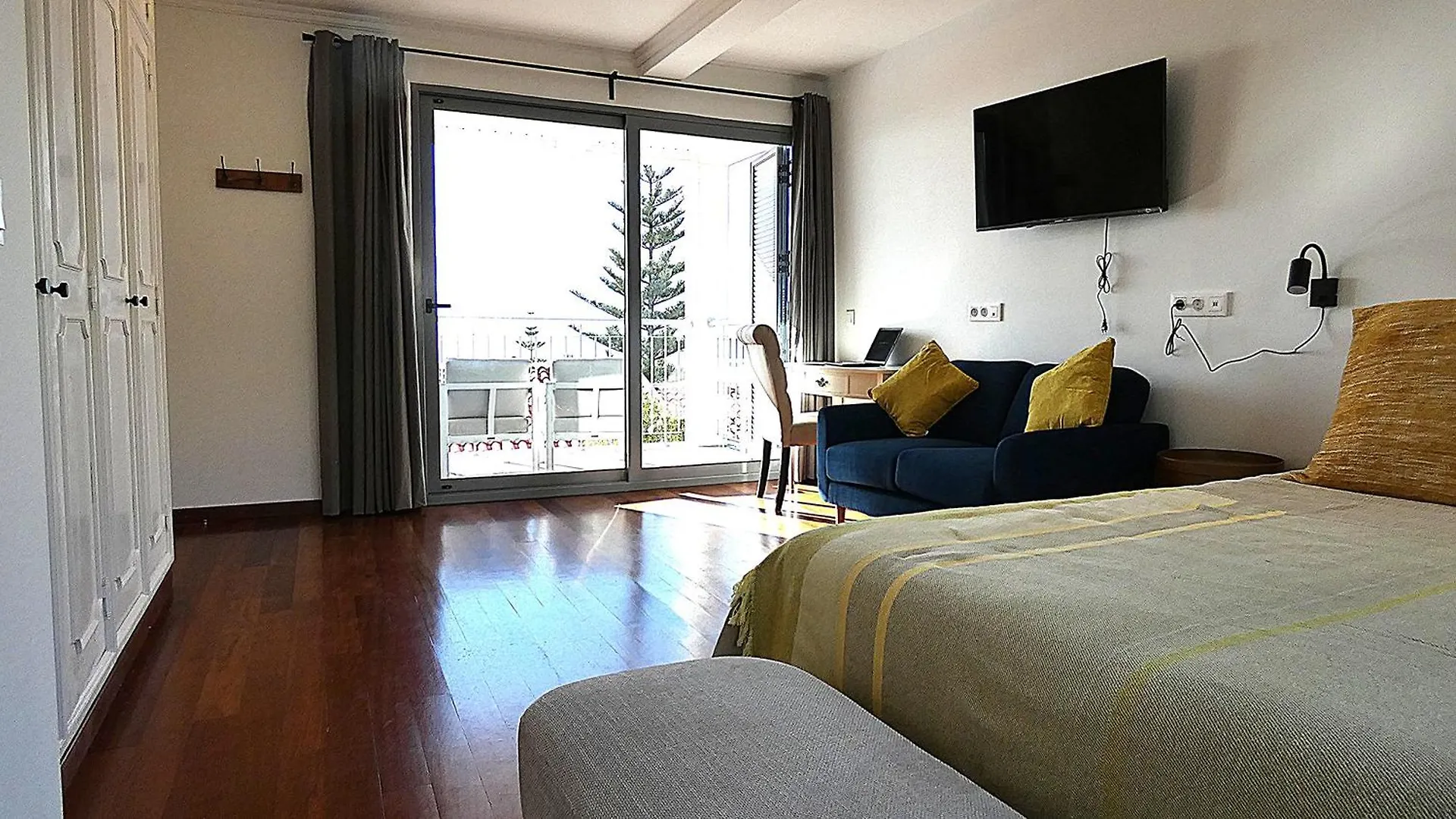 Madeira Serenity Cottage 푼샬 펜션
